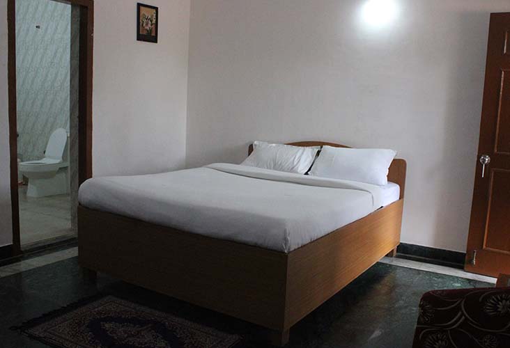 Rooms in Resorts near Meerut Mandal and Mewar Sadan - Kedarnath